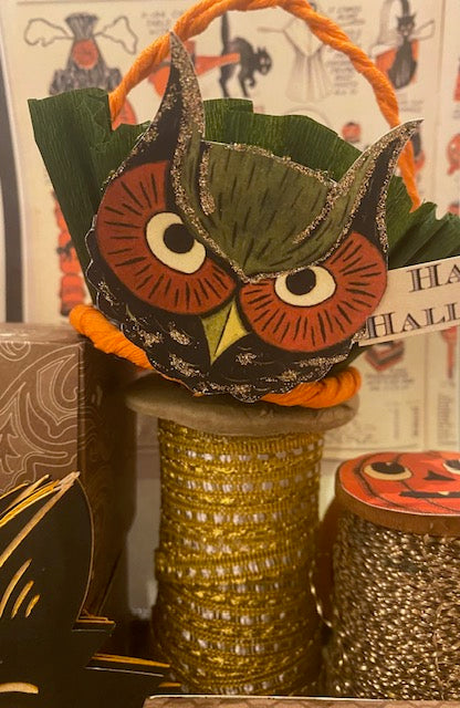 Crepe Paper Halloween Workshop Online & In Person September 19th & 20th  PLEASE Make Sure you Read the Full Description