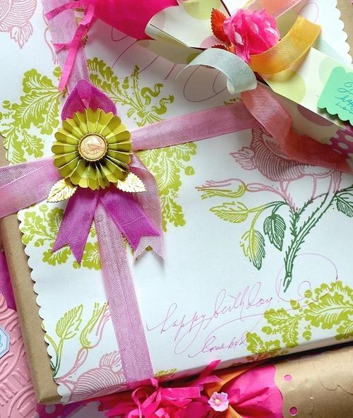 Gift Wrapping with K.MARIE on Sunday December 14th